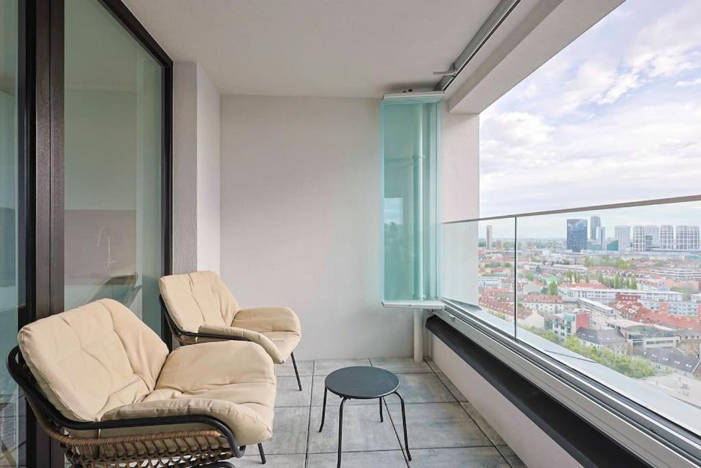 Danubius One - Spacious Apartment W Free Parking Bratislava Exterior photo
